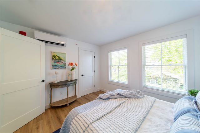32 Exchange Street 100, East Greenwich, RI 02818