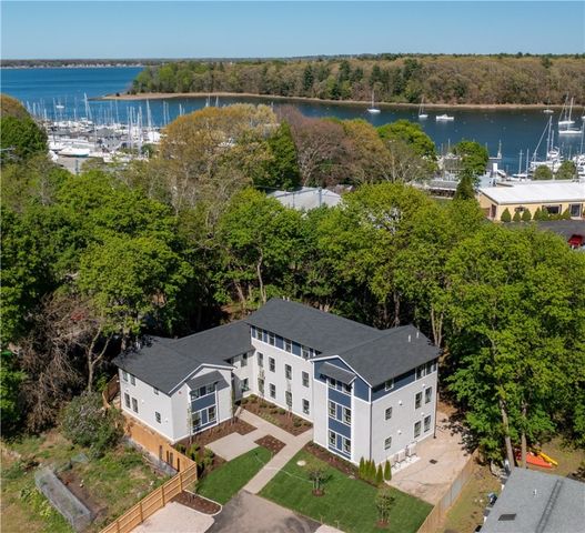 32 Exchange Street 100, East Greenwich, RI 02818
