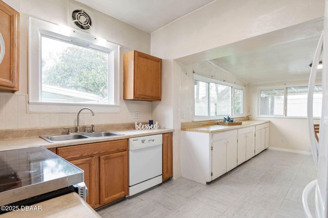67 Ormond Shores Drive, Ormond Beach, FL 32176