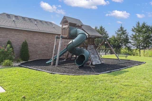 2360 N Citation Avenue, Springfield, MO 65802