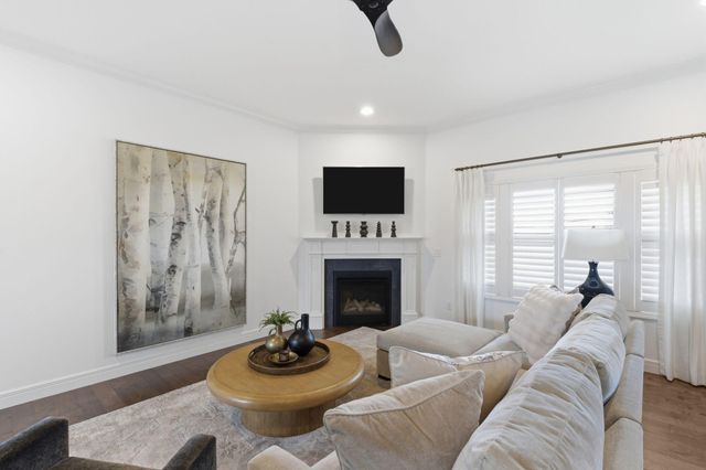 2360 N Citation Avenue, Springfield, MO 65802