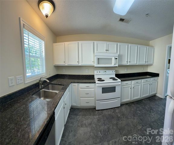 106 Locomotive Lane 209, Mooresville, NC 28115