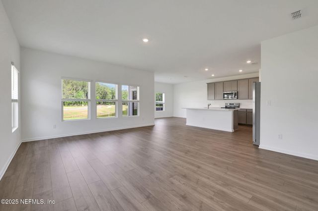 3455 HUMPHREY Street, Green Cove Springs, FL 32043