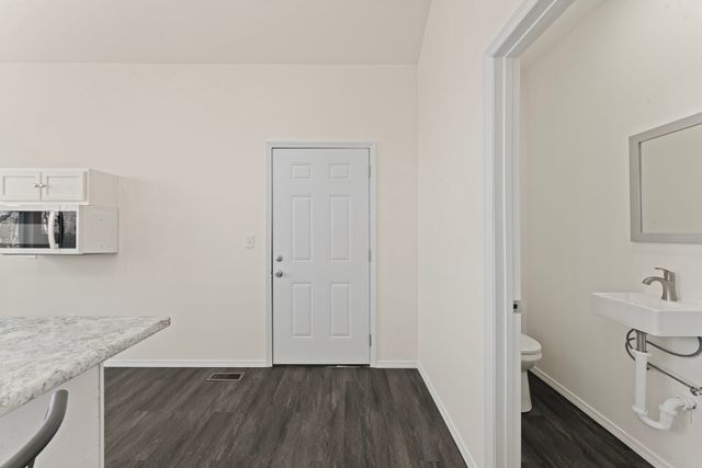 126 Foxall St, Hartsville, TN 37074