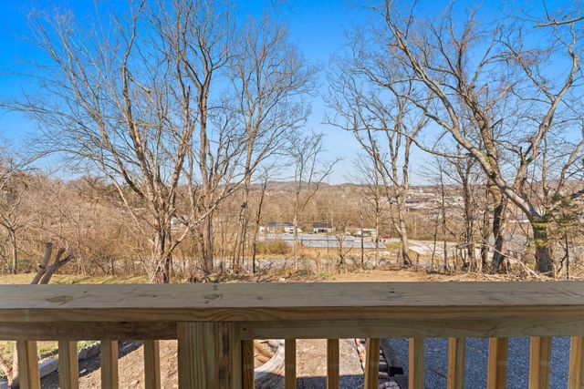 126 Foxall St, Hartsville, TN 37074