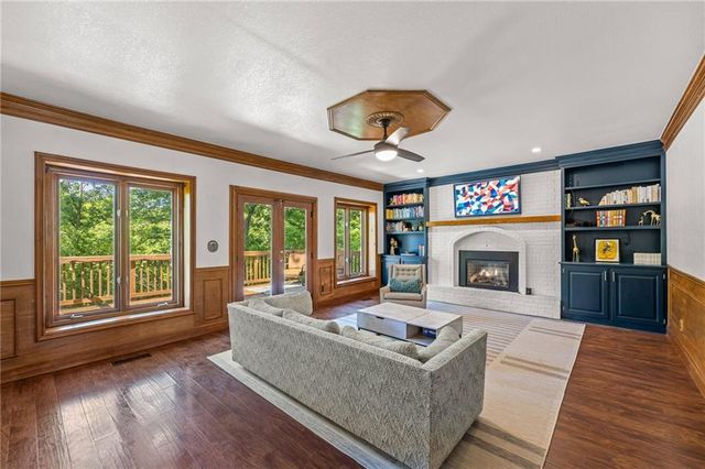 8426 Woodson Place, Raytown, MO 64138