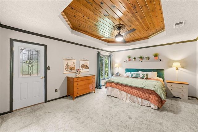 8426 Woodson Place, Raytown, MO 64138
