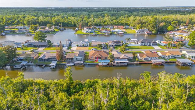 13334 COUNTRY CLUB DRIVE, Tavares, FL 32778