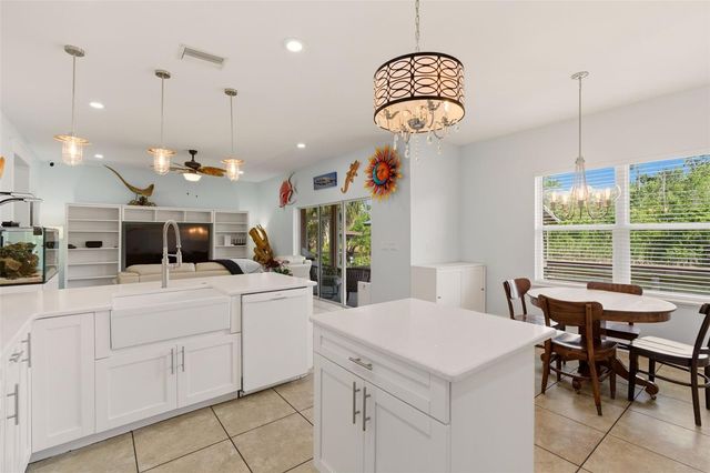 13334 COUNTRY CLUB DRIVE, Tavares, FL 32778