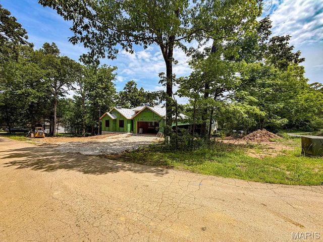 282 Constitution Avenue, De Soto, MO 63020