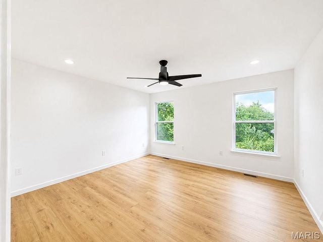 282 Constitution Avenue, De Soto, MO 63020