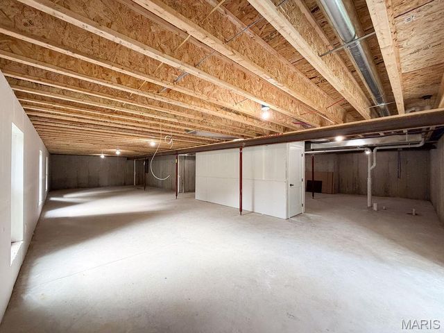282 Constitution Avenue, De Soto, MO 63020