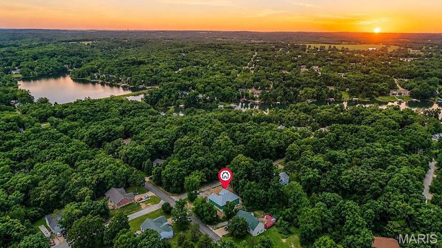 282 Constitution Avenue, De Soto, MO 63020