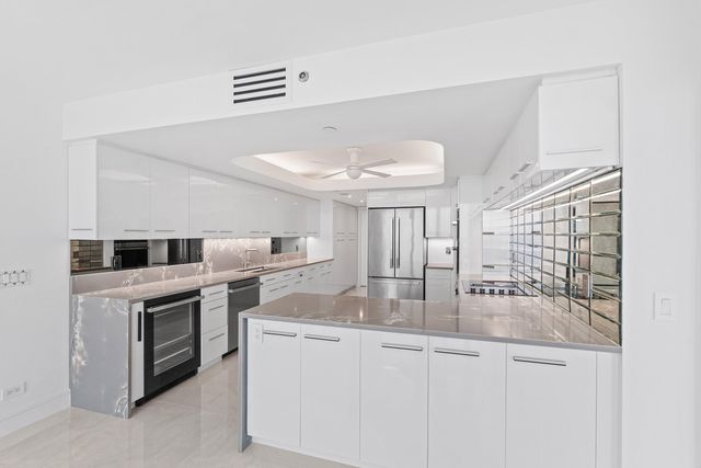 3505 S Ocean Boulevard 12n, Highland Beach, FL 33487