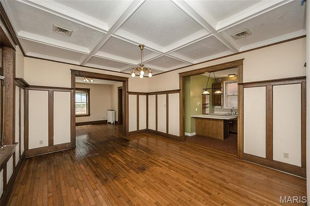 6179 Kingsbury Avenue, St Louis, MO 63112