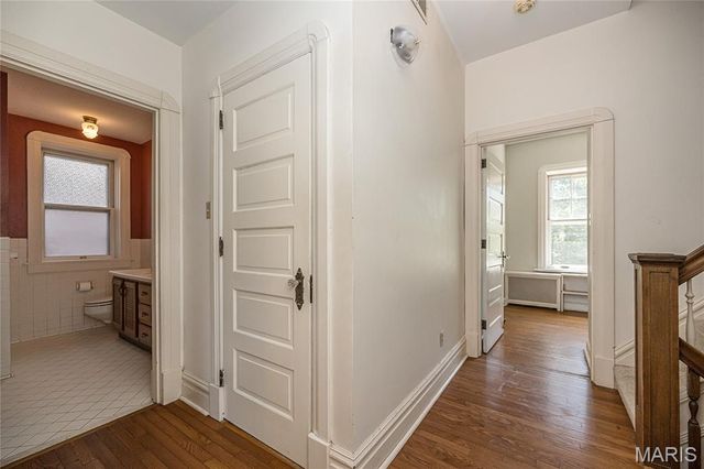 6179 Kingsbury Avenue, St Louis, MO 63112