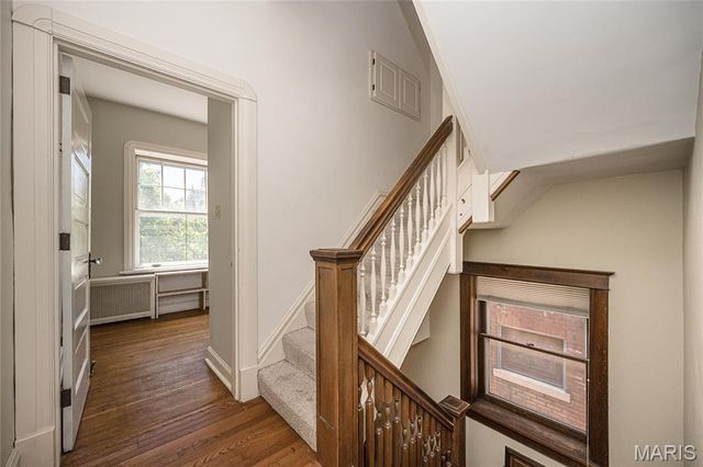 6179 Kingsbury Avenue, St Louis, MO 63112