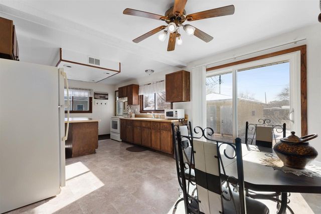 1201 W HAWES AVENUE, Appleton, WI 54914