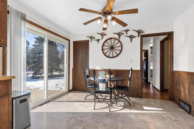 1201 W HAWES AVENUE, Appleton, WI 54914