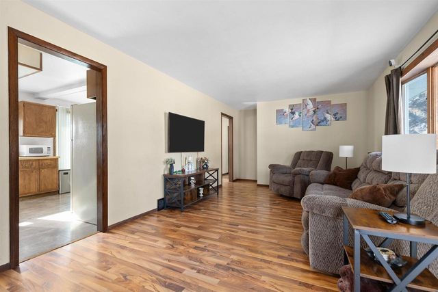 1201 W HAWES AVENUE, Appleton, WI 54914