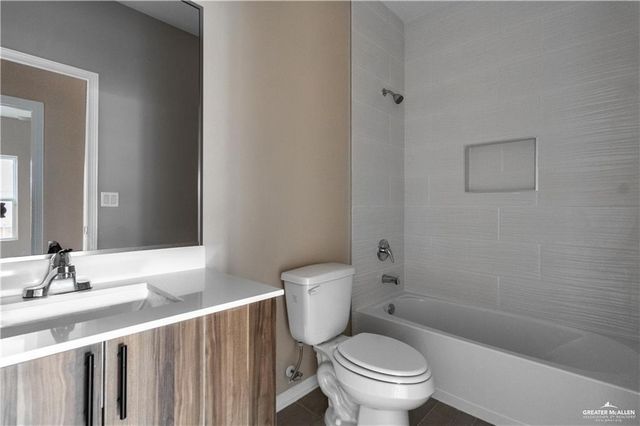 3008 W Kenwood Street 1, Edinburg, TX 78541