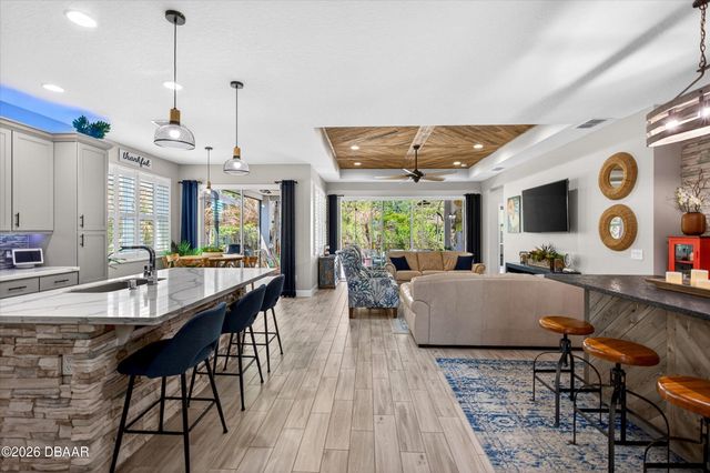 504 Coral Reef Way, Daytona Beach, FL 32124