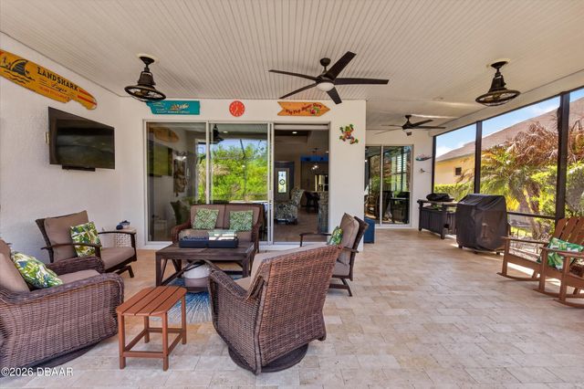 504 Coral Reef Way, Daytona Beach, FL 32124