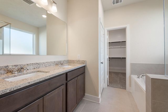 2046 Winepress Road, Brenham, TX 77833