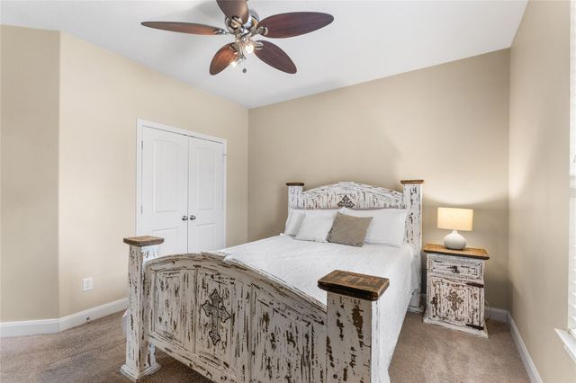 906 Fairbanks Drive, Magnolia, TX 77354