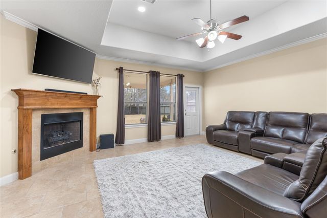 906 Fairbanks Drive, Magnolia, TX 77354