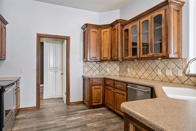 15709 Teesdale Road, Edmond, OK 73013