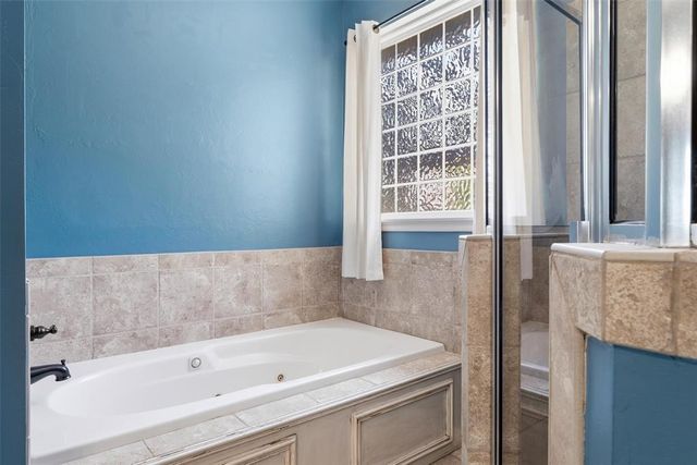 15709 Teesdale Road, Edmond, OK 73013