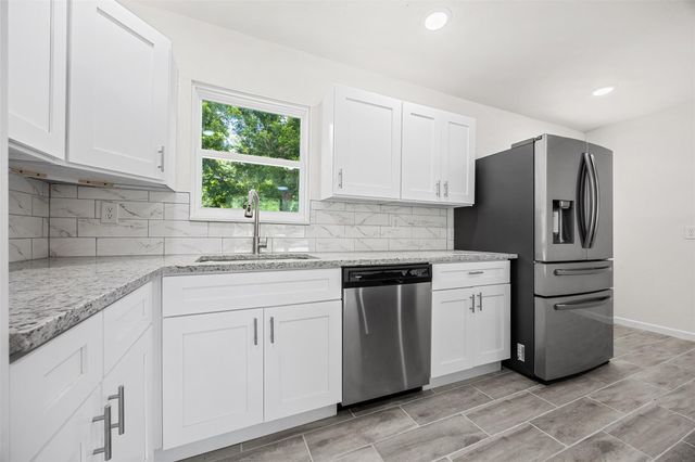 605 W Washington Ave, Copperas Cove, TX 76522
