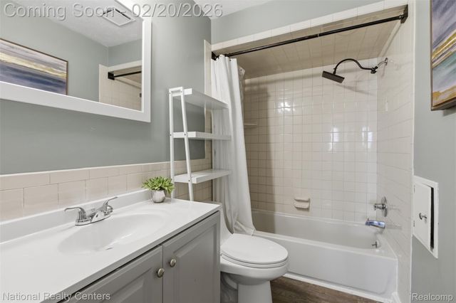 16021 Dugan Street, Roseville, MI 48066