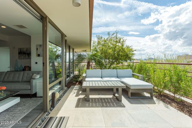 7147 E RANCHO VISTA Drive 7002, Scottsdale, AZ 85251