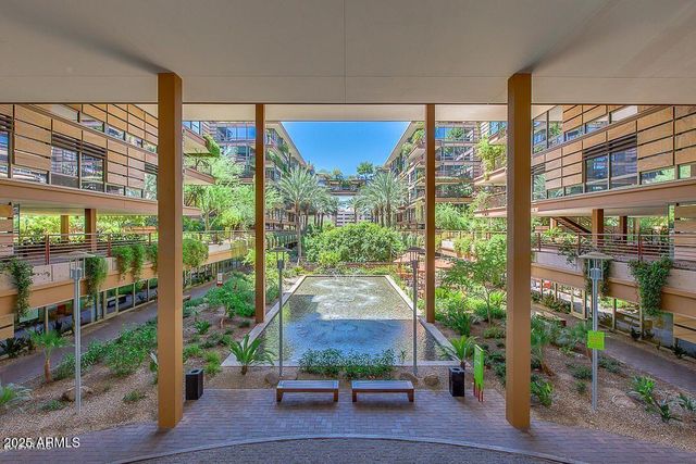 7147 E RANCHO VISTA Drive 7002, Scottsdale, AZ 85251