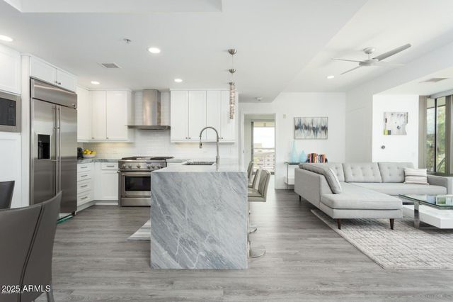 7147 E RANCHO VISTA Drive 7002, Scottsdale, AZ 85251