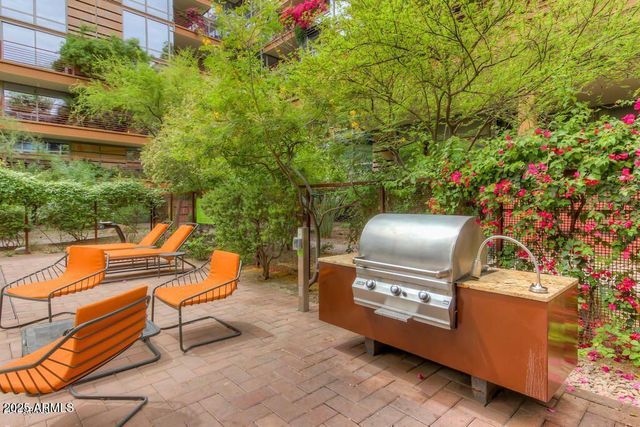 7147 E RANCHO VISTA Drive 7002, Scottsdale, AZ 85251