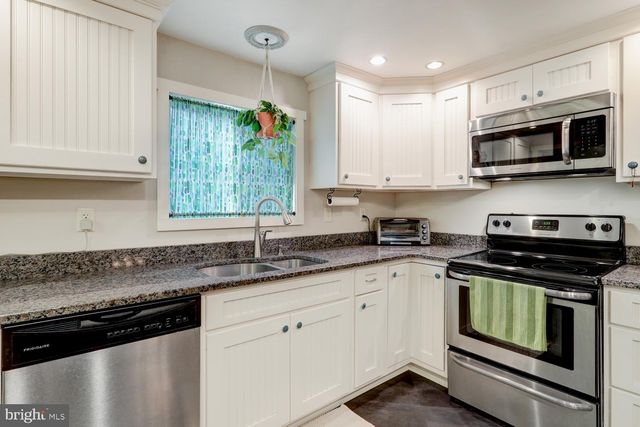 109 LOCUST AVE, Mt Gretna, PA 17064