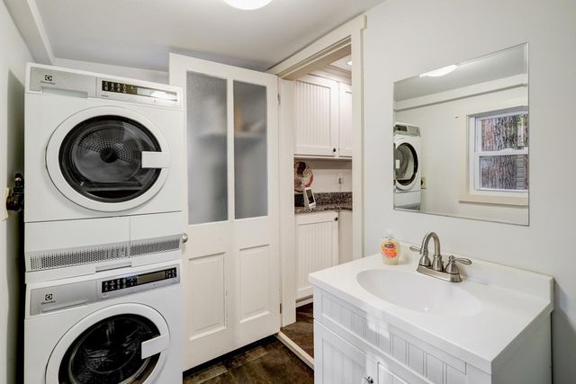 109 LOCUST AVE, Mt Gretna, PA 17064