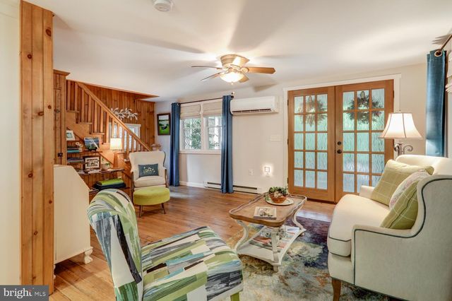 109 LOCUST AVE, Mt Gretna, PA 17064
