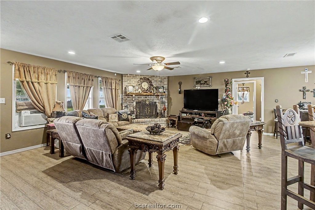 7523 State Highway 21, Caldwell, TX 77836 — photo 5