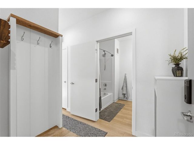 5702 Central Park Blvd 322, Denver, CO 80238