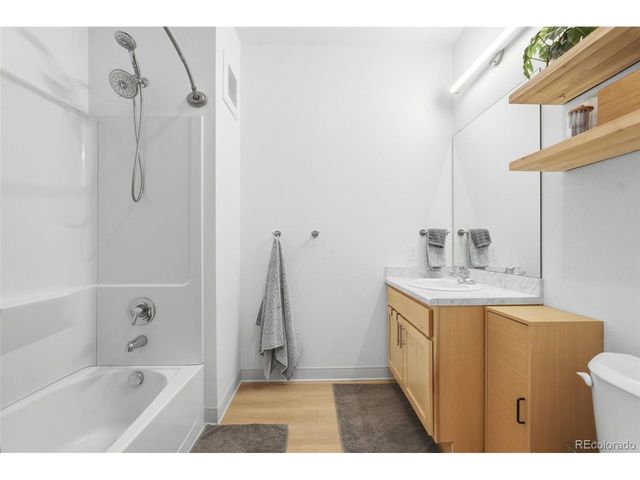 5702 Central Park Blvd 322, Denver, CO 80238