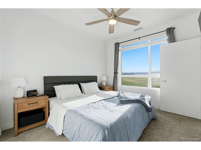5702 Central Park Blvd 322, Denver, CO 80238