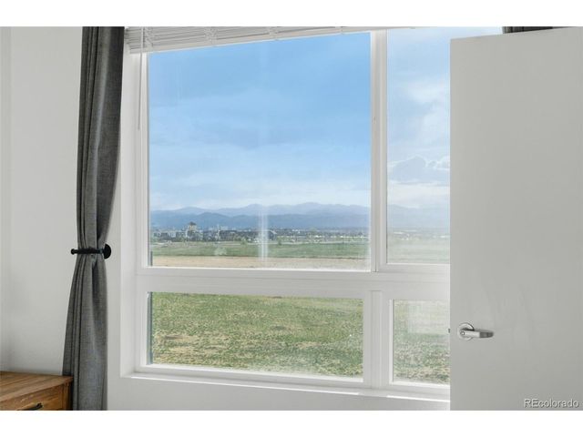 5702 Central Park Blvd 322, Denver, CO 80238