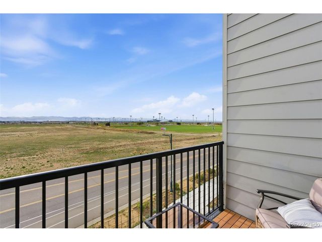 5702 Central Park Blvd 322, Denver, CO 80238