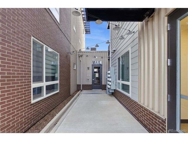 5702 Central Park Blvd 322, Denver, CO 80238