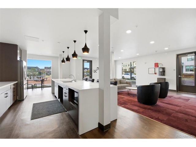 5702 Central Park Blvd 322, Denver, CO 80238