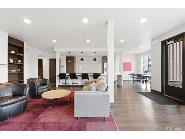 5702 Central Park Blvd 322, Denver, CO 80238